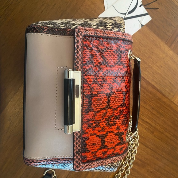 Diane Von Furstenberg DVF MINI Chained bag item #440 mini snake and leather - Picture 4 of 7
